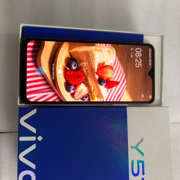 Vivo y51 4/128 2