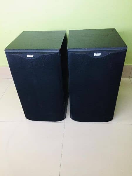 B&W speaker like Klipsch Yamaha sound JBL bose 0