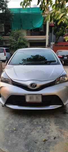 Toyota Vitz 2014