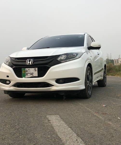 Honda Vezel 2016 1