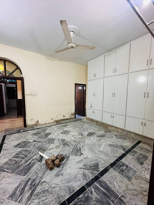 GROUND PROSHAN FOR RENT LOCATION CHAKLALA SCHEME 3 4