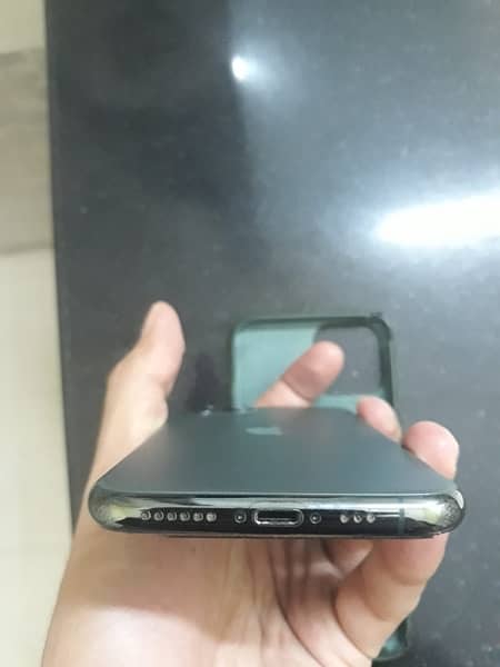 iPhone 11 Pro Factory Unlocked Non PTA 5