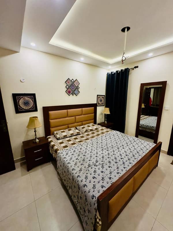 A beautiful one bed apartment for rent on daily basis in bahria town Lahore 0