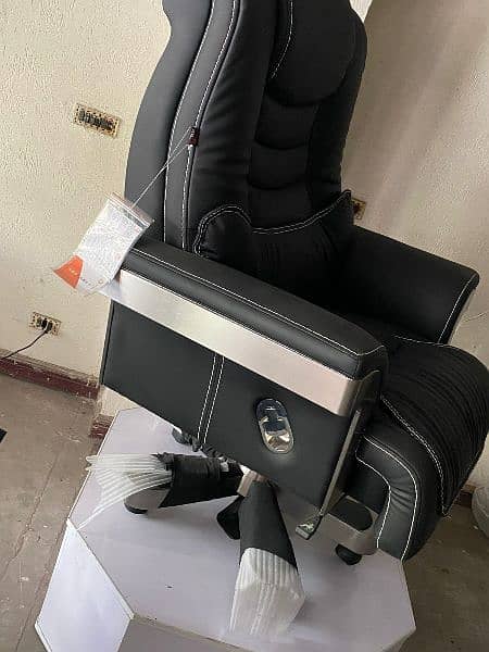 Executive Chairs|Leather Chairs|Office Chairs 19