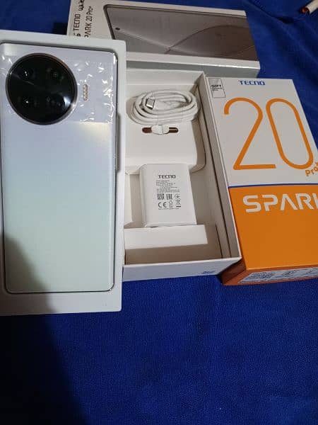 Tecno spark 20 pro plus 8+8 /256 Qurved 0