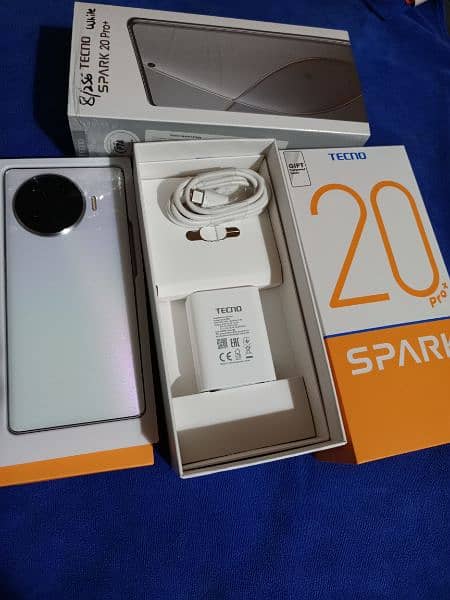 Tecno spark 20 pro plus 8+8 /256 Qurved 1