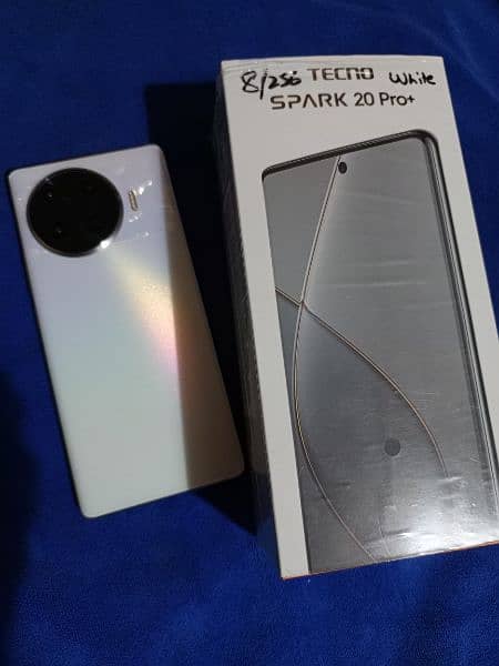 Tecno spark 20 pro plus 8+8 /256 Qurved 2