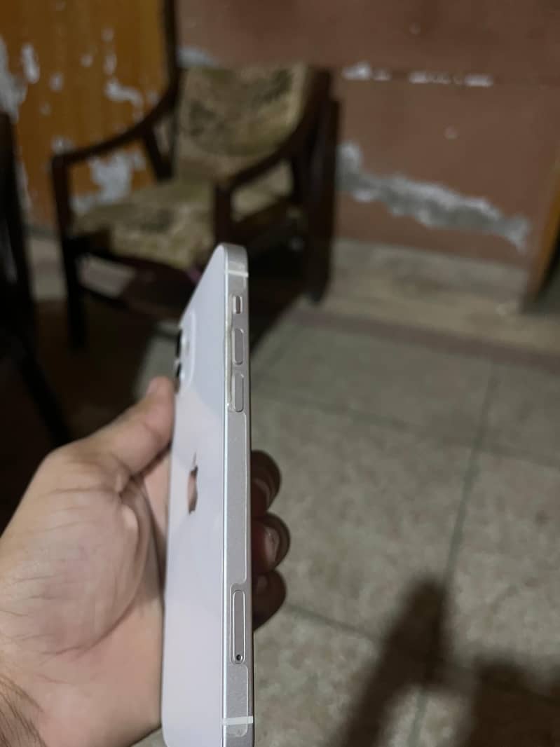 {IPHONE 12} 64 Gb 7