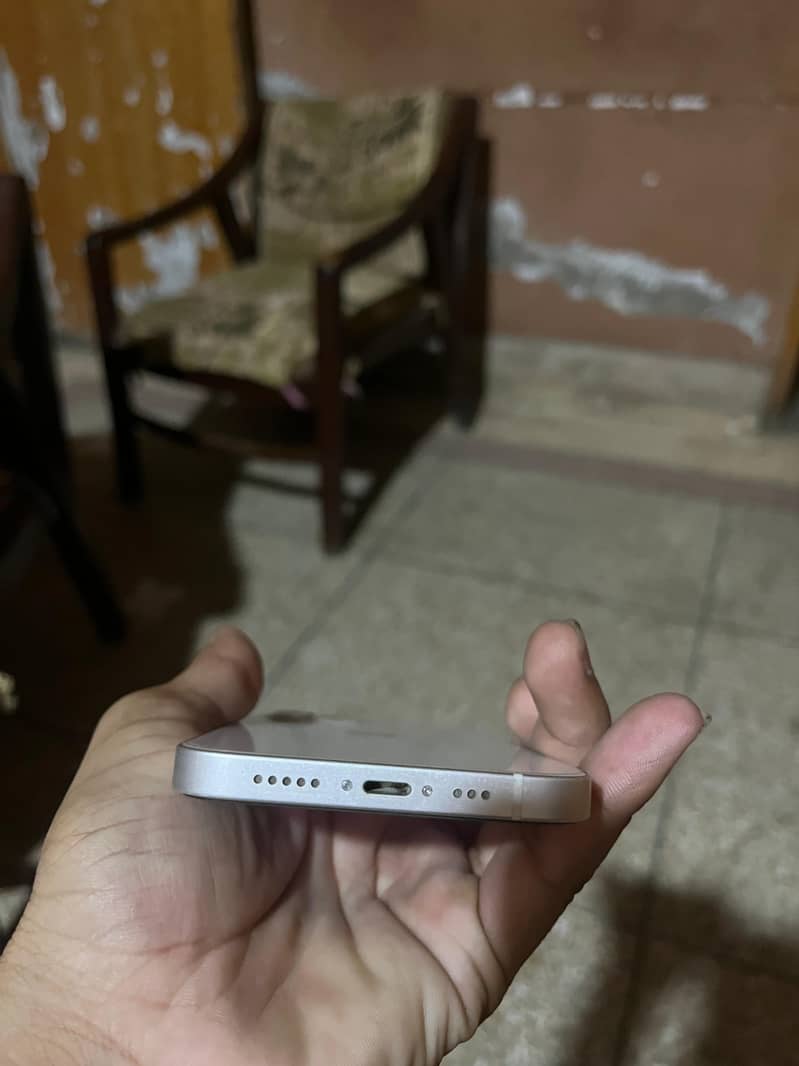 {IPHONE 12} 64 Gb 8