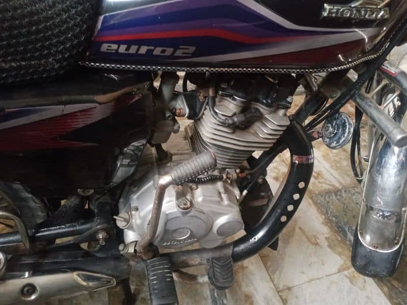 cg125 for sale urgent need of money. total geniun  03007242144 2