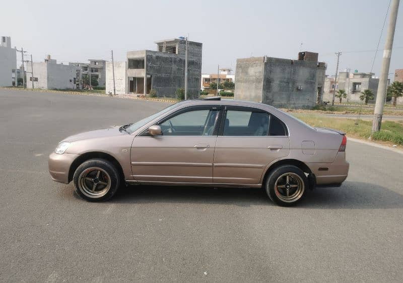 Honda Civic 2003 Sunroof OriginaLCnditnBetrtn City,Corolla,Cultus,Alto 4