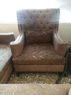 5 seater Sofa very comfortable slightly used urgent selling