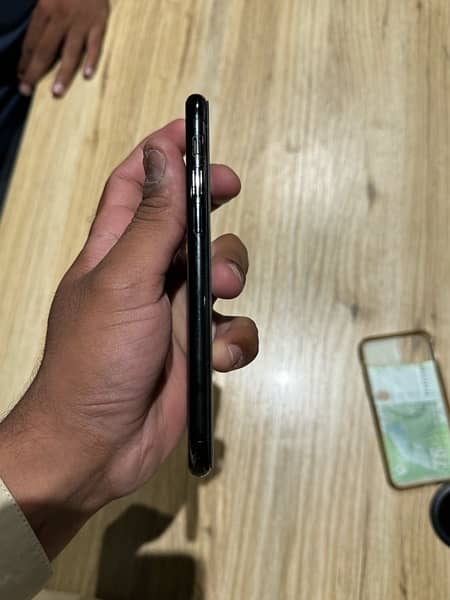 iphone 11 pro 256GB 1