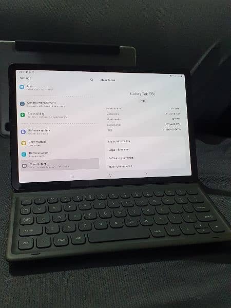 Samsung Galaxy Tab S5e with Original keyboard case 0