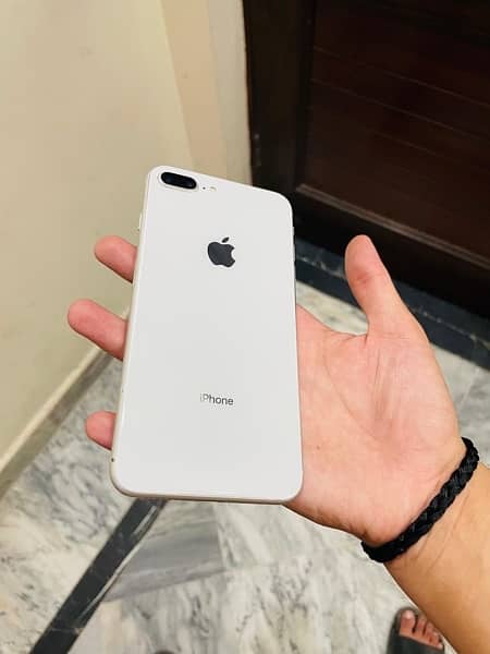 iPhone 8plus 64 Gb Approved 2