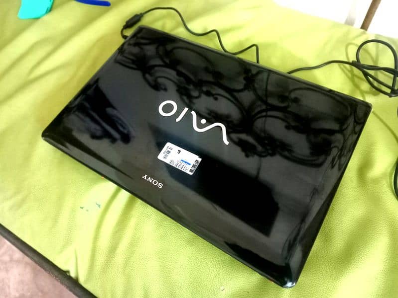 Sony vaio corei5 Glossy Laptop 4GB Ram 320GB HDD Good condition 0