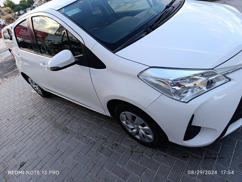 Toyota Vitz 2018 15