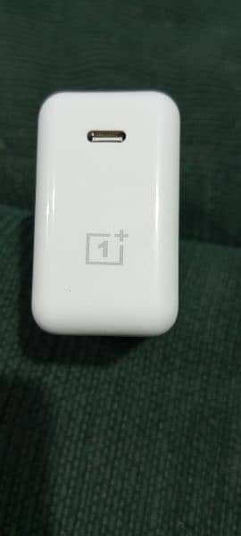 one plus mobile charger 0