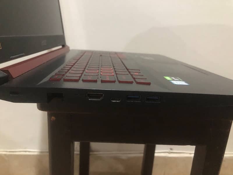 Acer Nitro 5 GTX 1650 , i5 9th gen 2