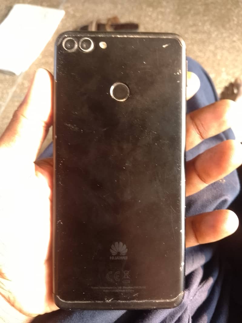 Huawei y9 2018.4/128.  pta approve 1