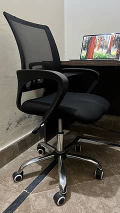 Computer Task Black Chair with Wheels