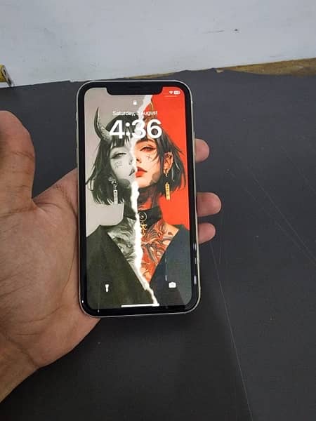 iphone 11 64gb jv urgent sale 1