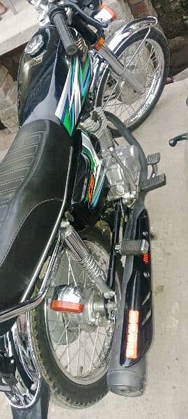 Honda 125 bike Bhot Sundar h 4