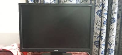 Acer 193W lcd for sell with genuine acer stand