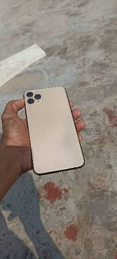 I phone 11 pro max water pack non PTA JV 64 GB Golden colour