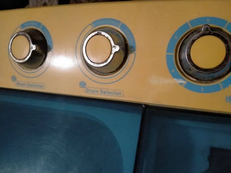 twin tub washing machine Dawlance company 1