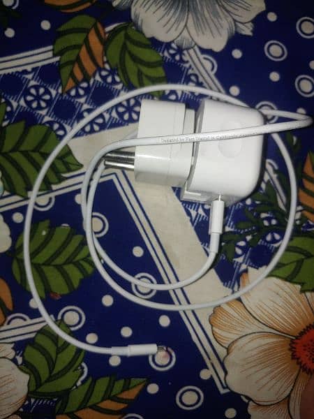 iphone Charger 2