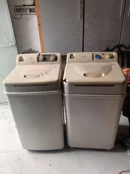 washing and dryer 2no original condition ma ha 1