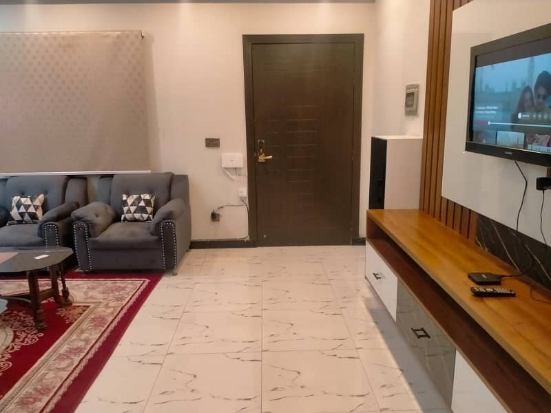 Fully Furnished flat for rent 4