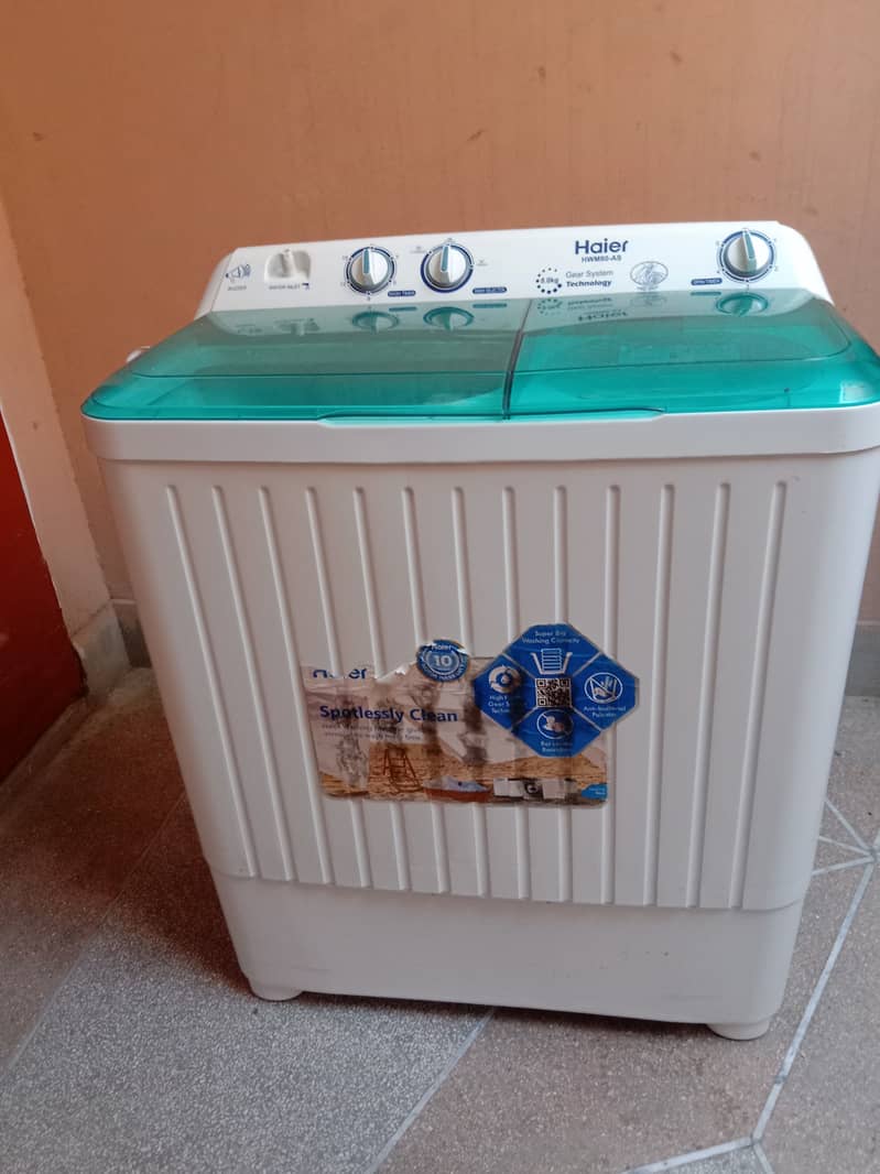 Haier HWM80-AS 8.0kg Twin tub washing machine 1