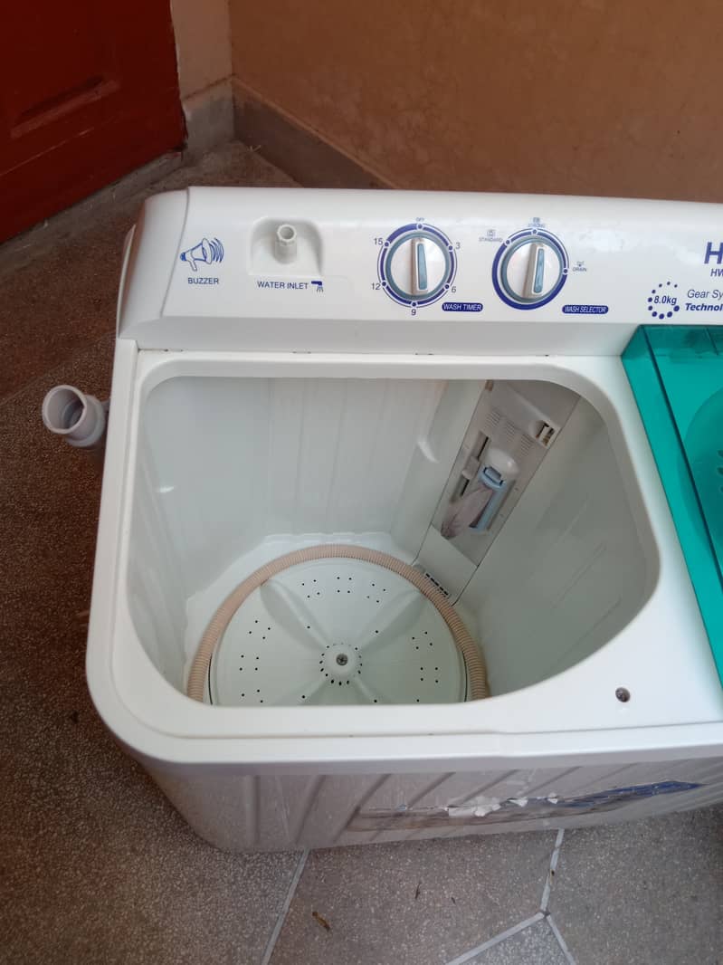 Haier HWM80-AS 8.0kg Twin tub washing machine 6