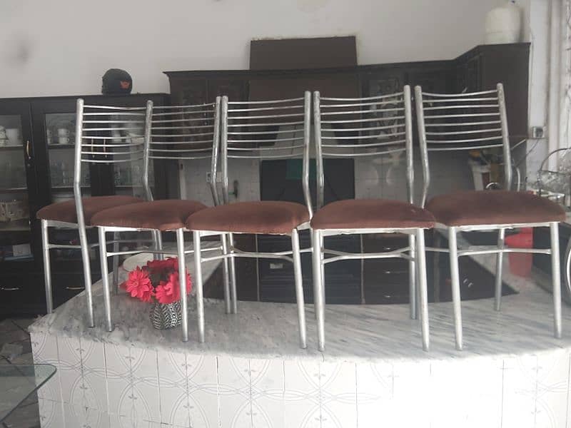 Glass dining table for sale with 8 chairs 4