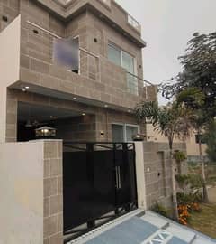 House Of 5 Marla Is Available For sale In DHA 9 Town