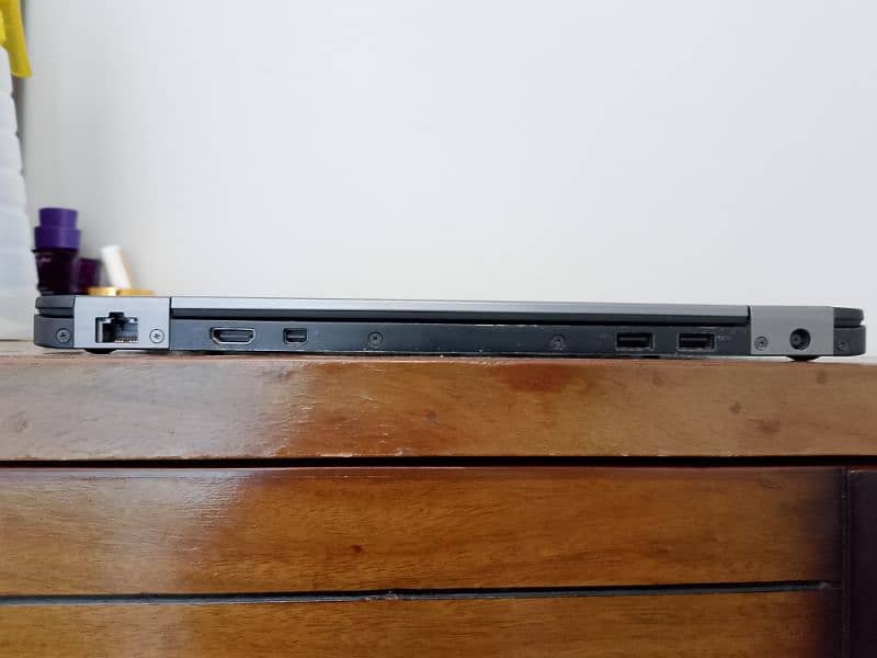 Dell Latitude E7270 I5 6th gen 8gb/256gb Read ad carefully 5