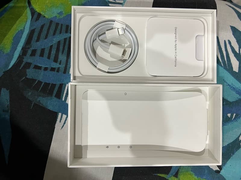 iPhone 14 jv 128GB with box 100% BH 9