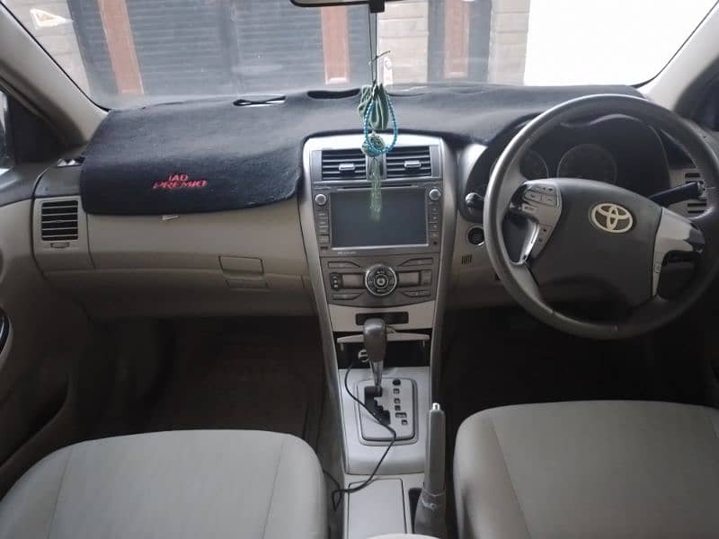 Toyota Corolla Axio-G 2008 3