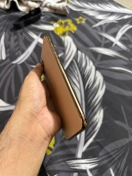 iphone 11 pro max 256gb urgent sell 1