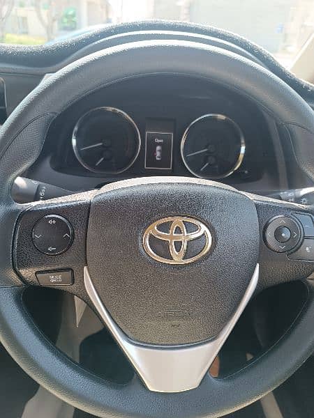 Toyota Corolla Altis 2019 13