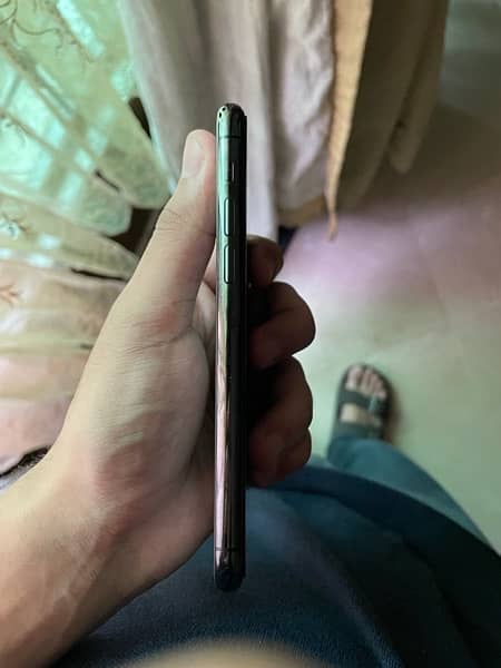 Apple iPhone 11 Pro 64GB NON-PTA 3