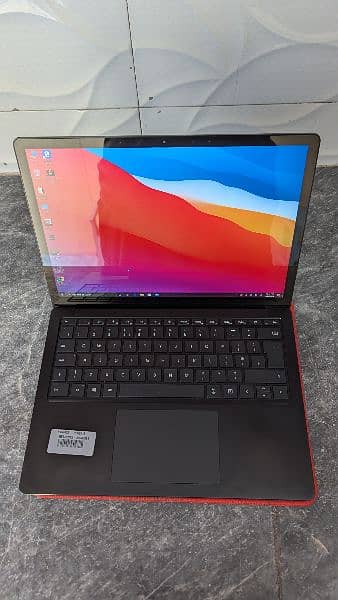 Microsoft Surface Laptop 3 i7 10th gen 16/512 Slim as Macbook 3