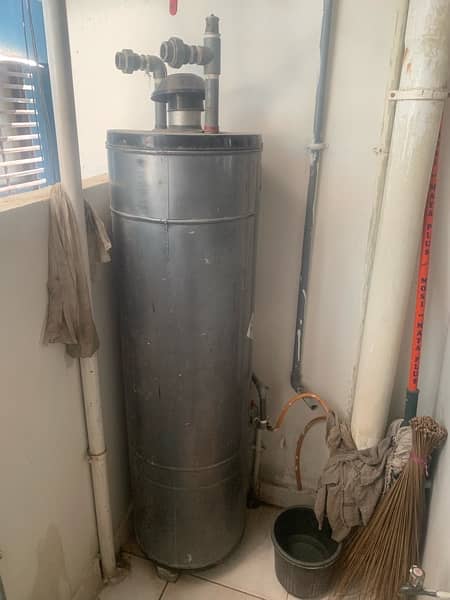 35 Gallon Geyser up for sale 2