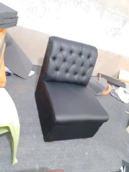 sofa chair Table Available hi 9