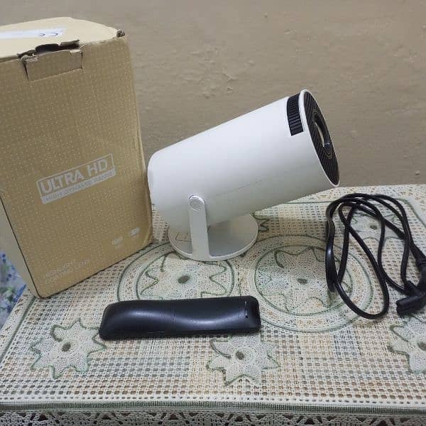 HY 300 projector android projector 11