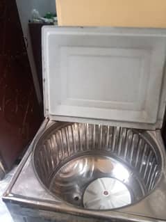 washing machine in genuine condition