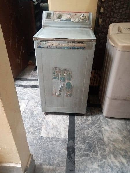 washing machine in genuine condition 2