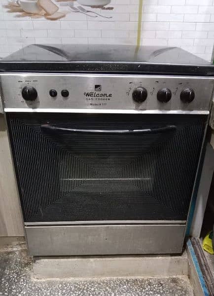 Cooking Range in new condition for sale 1